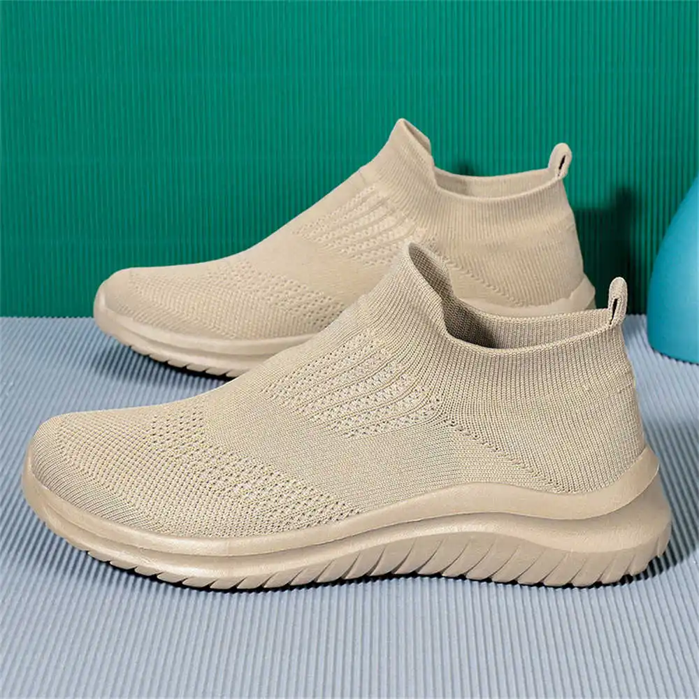 Beige Soft New Novelty Tennis  - đánh giá và giá Men Formal Wear Brands